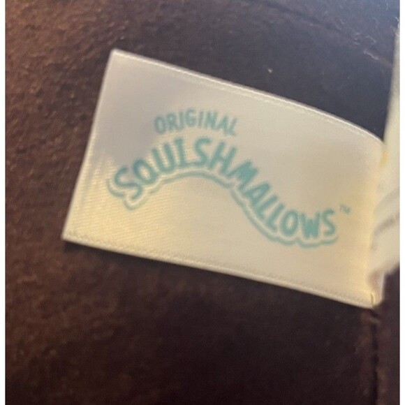 Hershey's Squishmallow Colab Regina Hershey Bar Corgi Dog Plush Plushy Plushie 8 - Picture 4 of 5